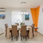3 Bedroom Cozy In * Svetvinčenat