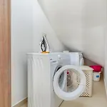 3 Bedroom Cozy In Nyaraló